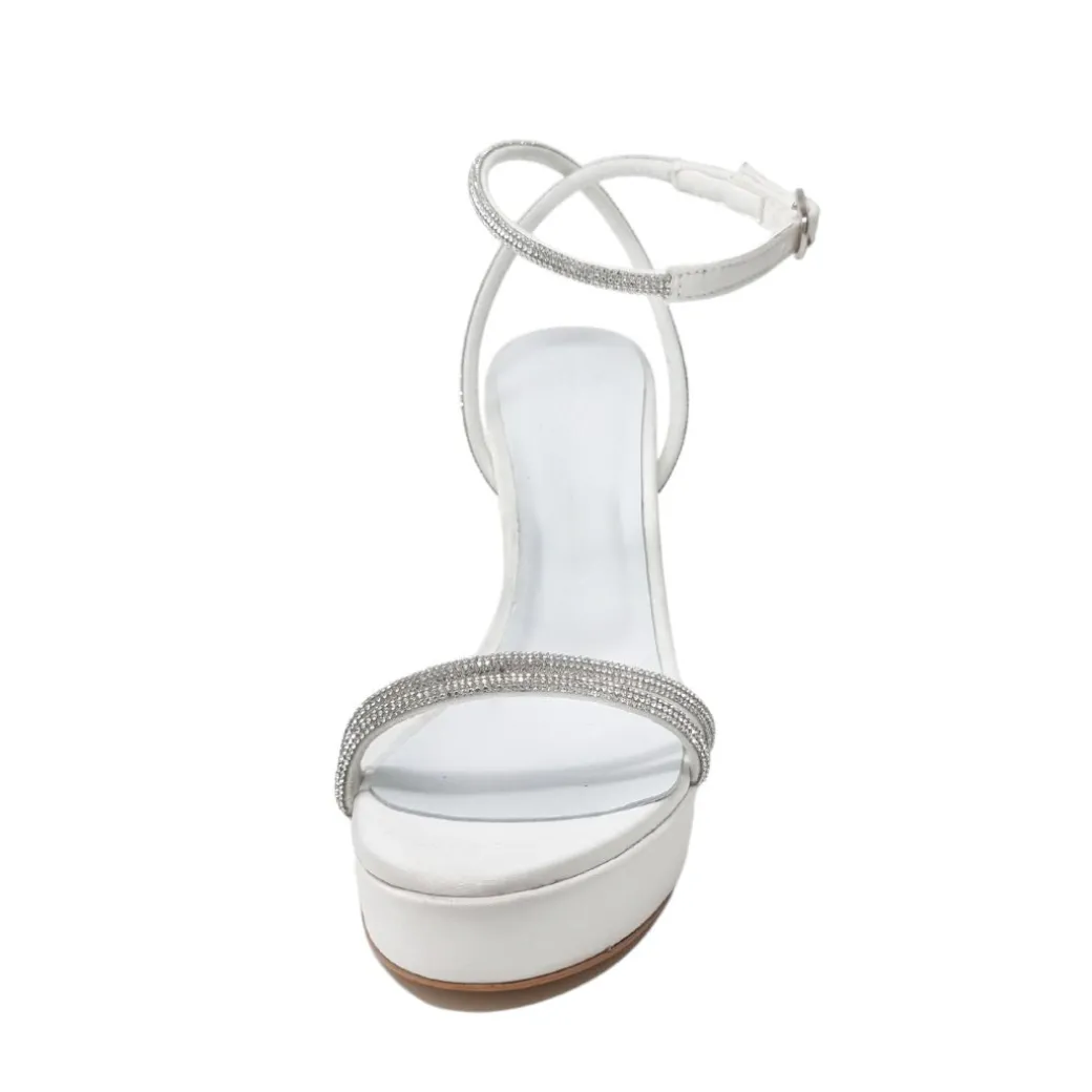 sandali_da_sposa_con_cint_2.webp Sandali da sposa con cinturini di strass made in italy