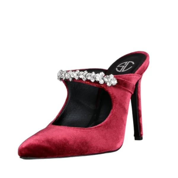 Scarpe col tacco vernice nude made in italy con accessorio di strass