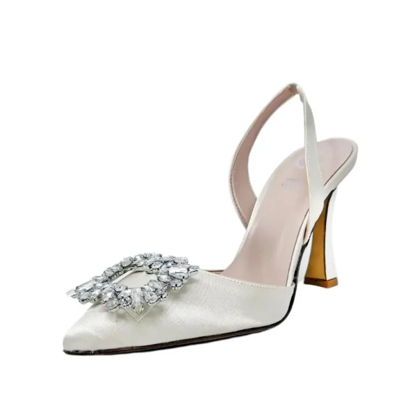 Scarpe da sposa a punta con accessorio di strass